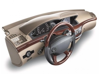 新一代汽车行李箱 巴斯夫Elastoskin聚氨酯涂层技术的创新应用